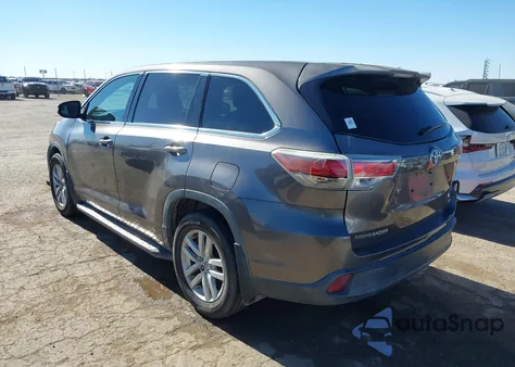 2015 Toyota Highlander Le from USA, damaged, VIN 5TDZARFH3FS013532